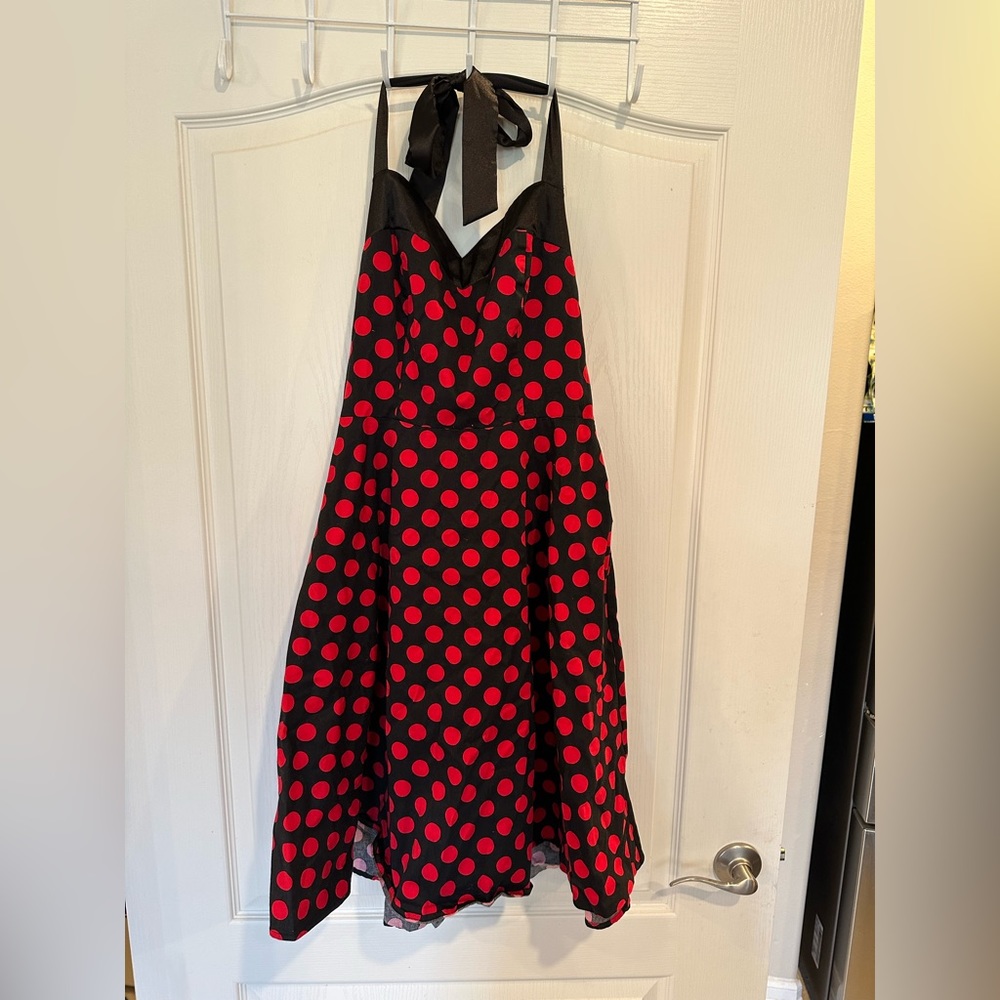 Dresstells Women’s Black/Red Polka Dot Sleeveless Halter Dress size large